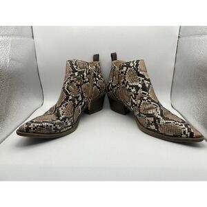 Time‎ & Tru Women's Snake Skin Pattern Ankle Boots Shoes SZ 8.5